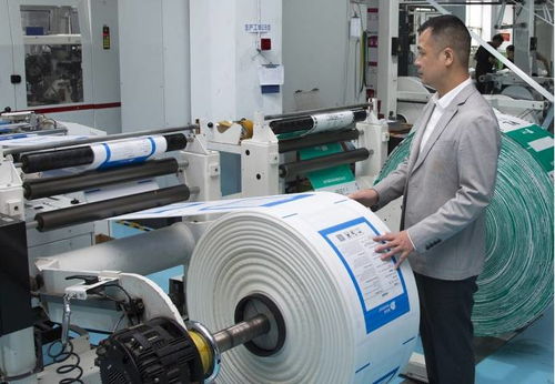 德泰塑業(yè) 插上 智造 翅膀 領(lǐng)跑全國(guó)閥口袋產(chǎn)業(yè)發(fā)展